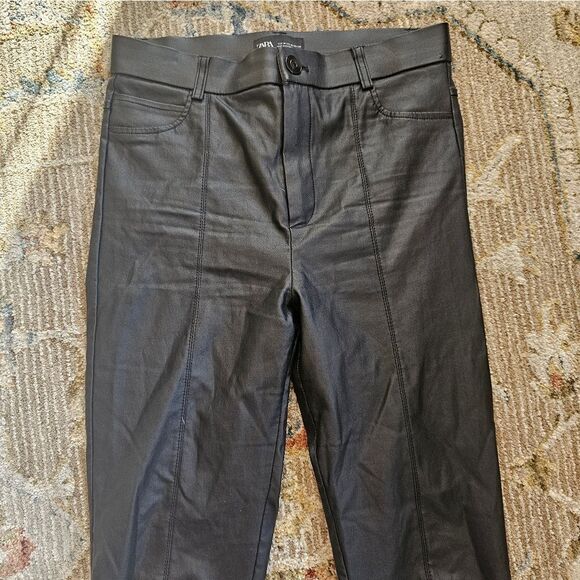 Zara Black faux Leather Pants sz m or 6/8 with 28" inseam - Picture 4 of 6